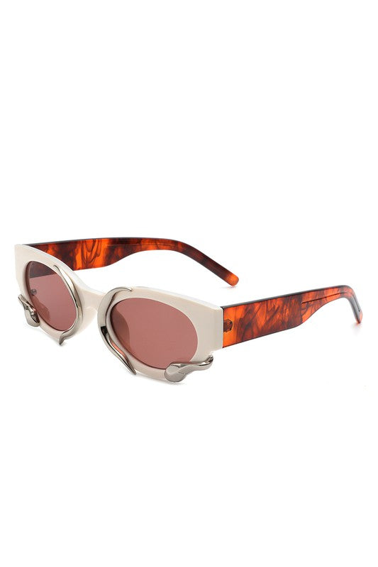 Eden Retro Snake Details Fashion Sunglasses