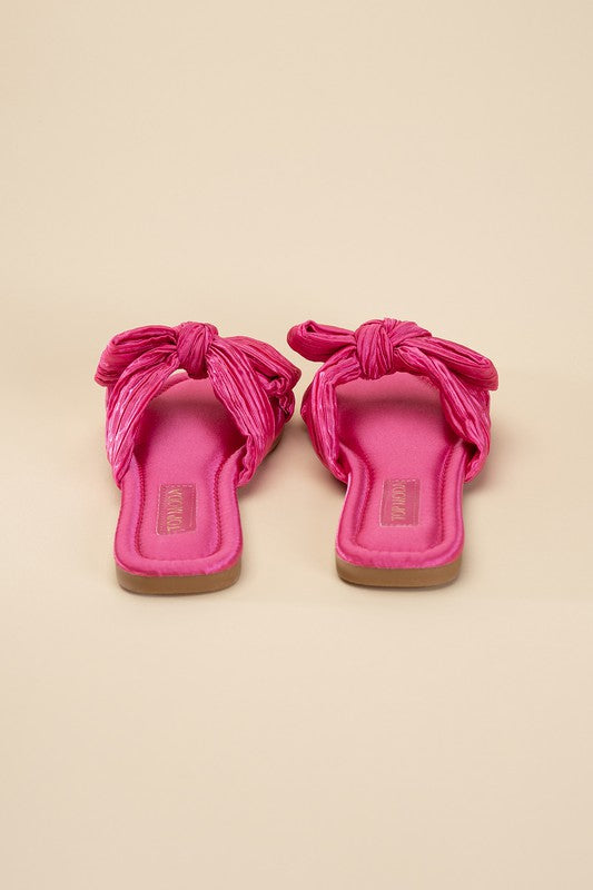 Très Chic Bow Decor Crinkle Satin Flat Sandals