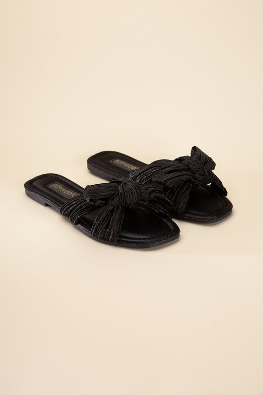 Très Chic Bow Decor Crinkle Satin Flat Sandals