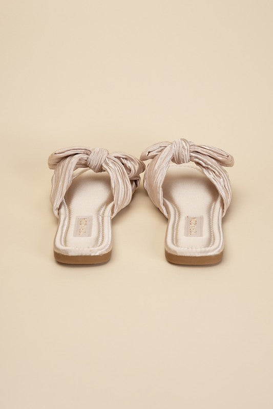 Très Chic Bow Decor Crinkle Satin Flat Sandals